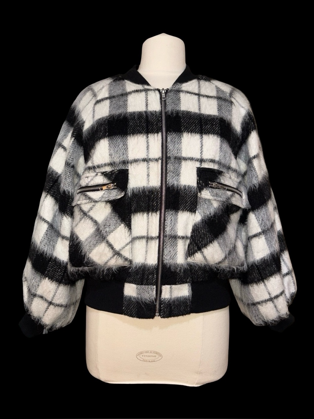FOREVER 21 Contemporary Black White Plaid Fuzzy Bomber Jacket Size Small